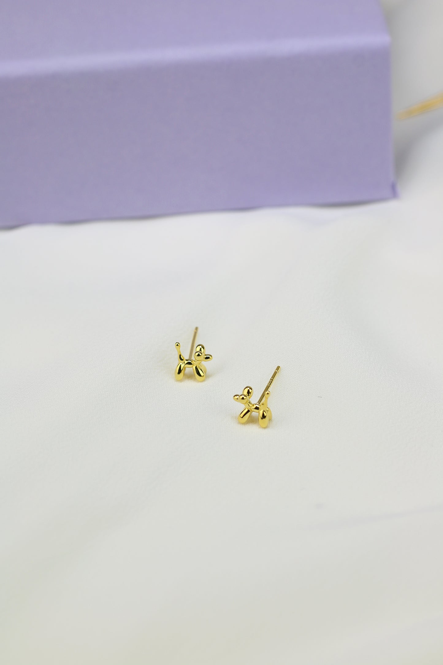 Orecchino Amore placcato oro